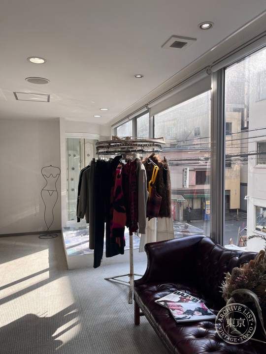 branche  — storefront