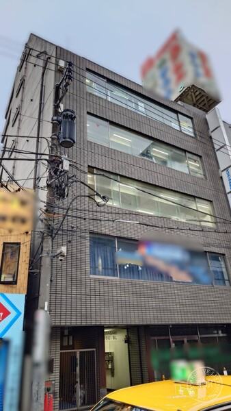 Card Shop Hanamaru — storefront