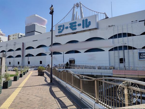 【CARDBOX】 Shimonoseki — storefront