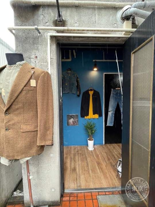 DARAM -vintage clothing shop- — storefront