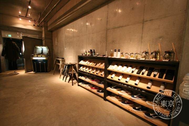 DOUBLEDUTCH — storefront