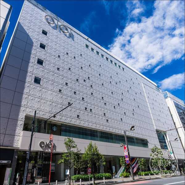 HMV Toreca Shop Shinjuku — storefront