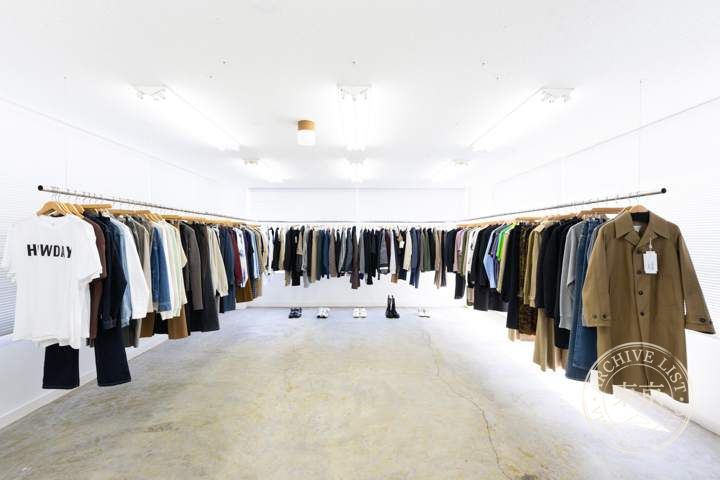 HOWDAY — storefront