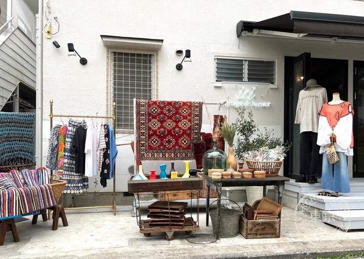 iti vintage clothing & humor — storefront