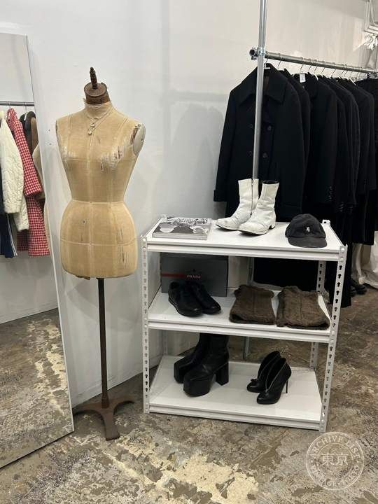li binary — storefront