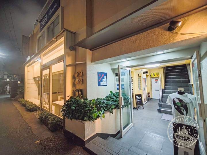 magari tokyo  原宿古着屋 — storefront