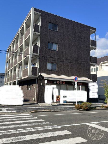 Omocha no Shiro Kiri Ya — storefront