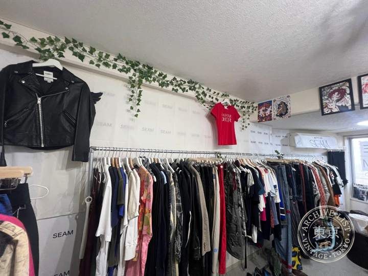 seam used clothing — storefront