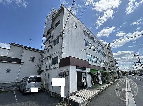 TCG SHOP TIERRA( Chiisa Na Zakkaya San ) — storefront