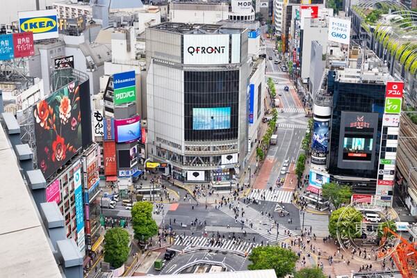 TSUTAYA SHIBUYA  POKMON CARD LOUNGE — storefront