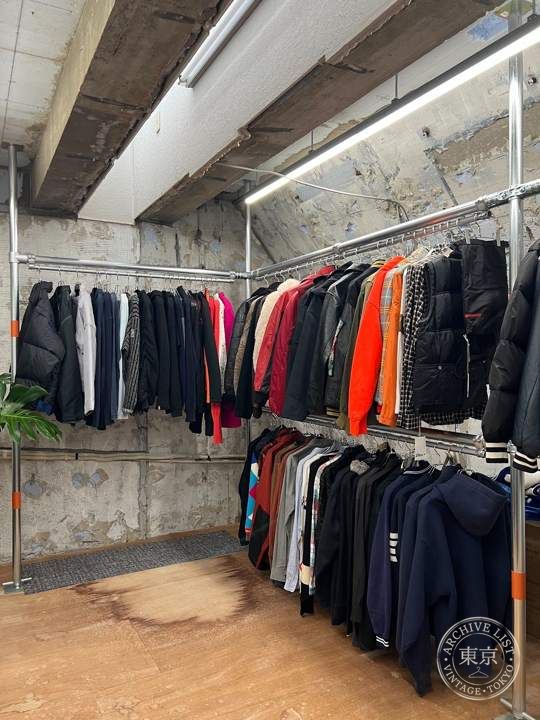 Waves Tokyo — storefront