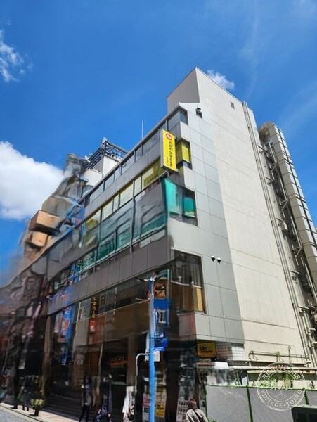 Yellow Submarine Yokohama Nishiguchi — storefront