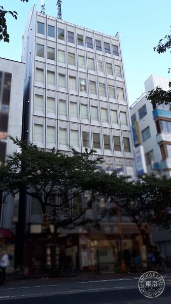 Yu Vic Nakano — storefront