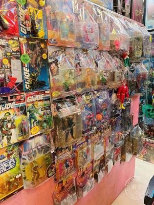 2000TOYS — photo