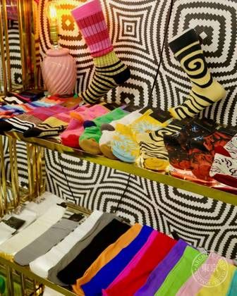 bed Harajuku – Urban Vintage & Trend Select — photo