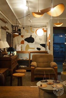 CEROTE ANTIQUES 千駄ヶ谷店 — photo