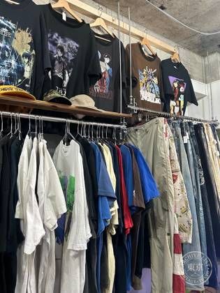 chillweeb used&OTAKU clothing — photo