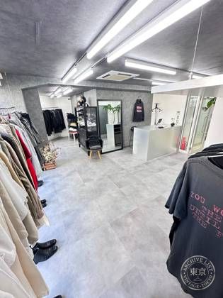 miyabi clothing store — photo