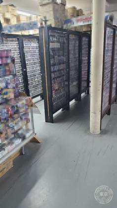 Card Shop Takara Shima Suehiro — photo