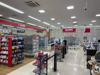 TSUTAYA Big One Sakura — photo