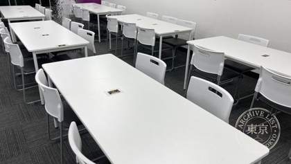 Bee Honpo Fukuoka Tenjin — photo