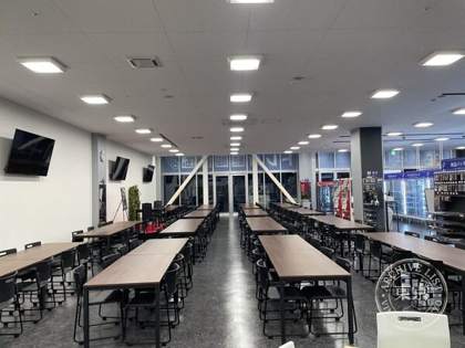 Yu Ing Komaasharu Mall Hakata — photo