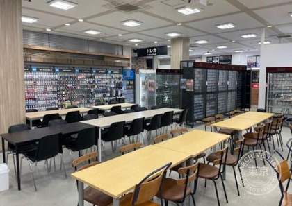 TSUTAYA Fukuoka Nishishin — photo