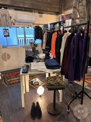 ray Used ＆ Select 古着 セレクトショップ — photo