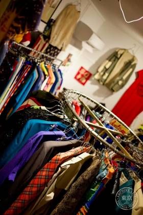 RIPPLE used clothing — photo
