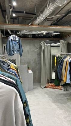 RONGO RONGO Vintage Clothing Store — photo