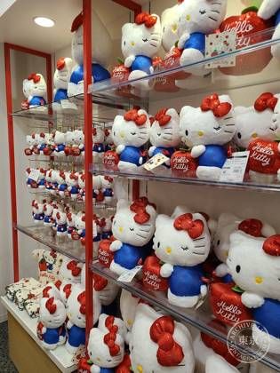 Sanrio Gift Gate Asakusa — photo