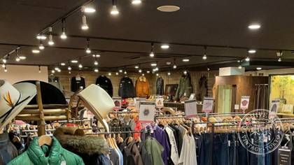 ラグフリーク福生店 — photo