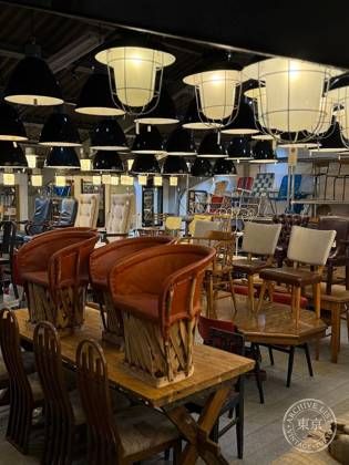 WANT ANTIQUE EAST STORE — photo